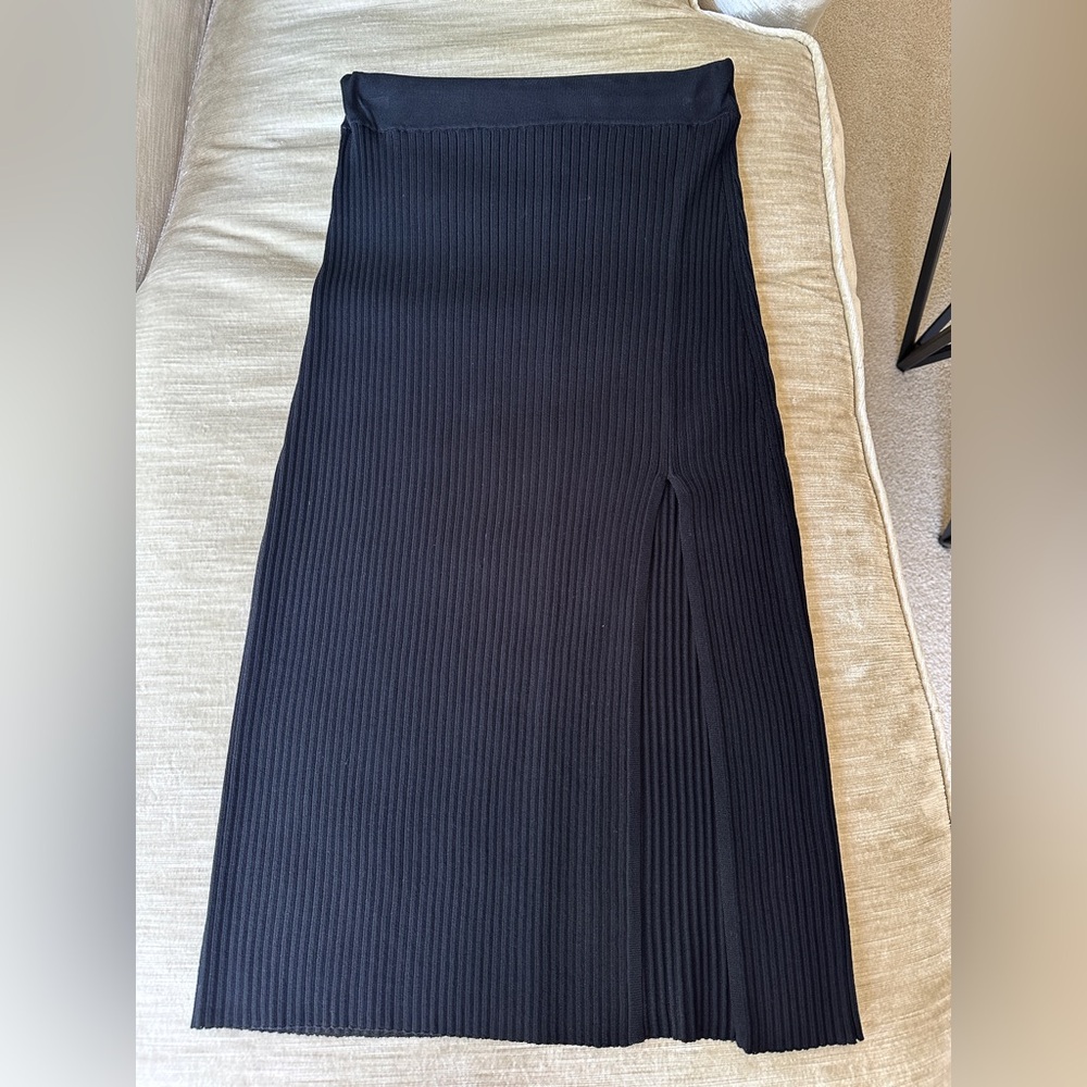 Aritzia Black Knit Skirt Sz XS